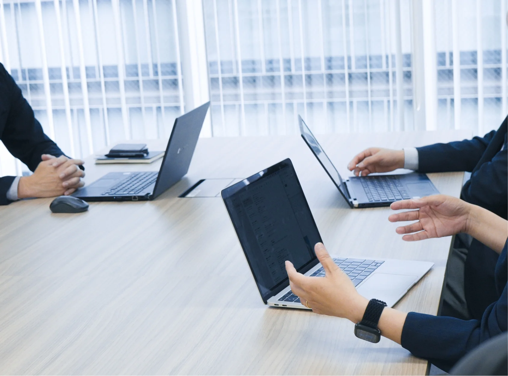 トレーディング事業